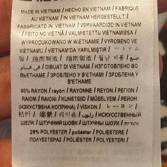 Guess Floral Ribbed Sequin Logo Stretch Knit Dress Medium (5192) - Picture 6 of 7